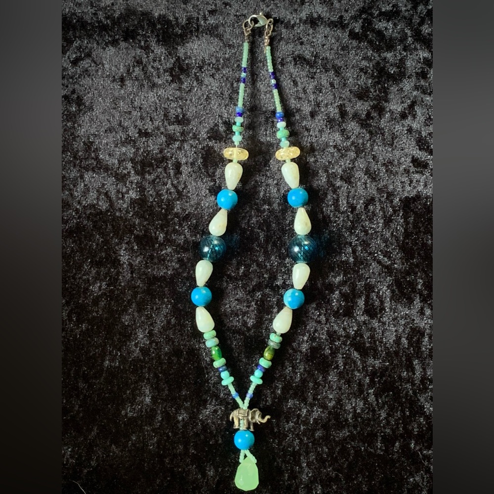 Lucky elephant blue green choker